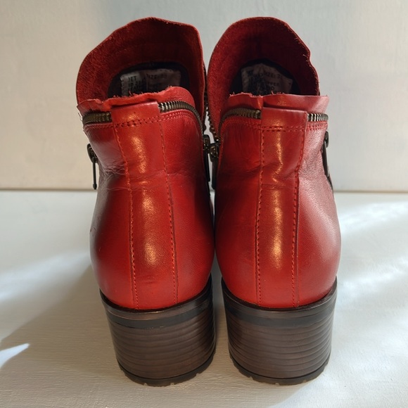 NWOB Miz Mooz Jet Womens Red Leather Zipper Ankle & Booties Boots - Picture 8 of 14